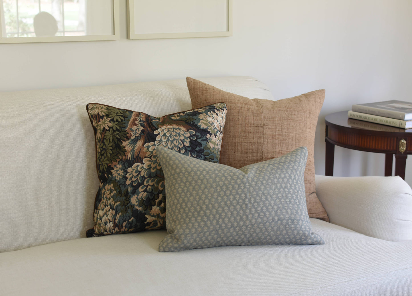 Yudi Pillow - Tapestry Pillow with velvet backing and piping