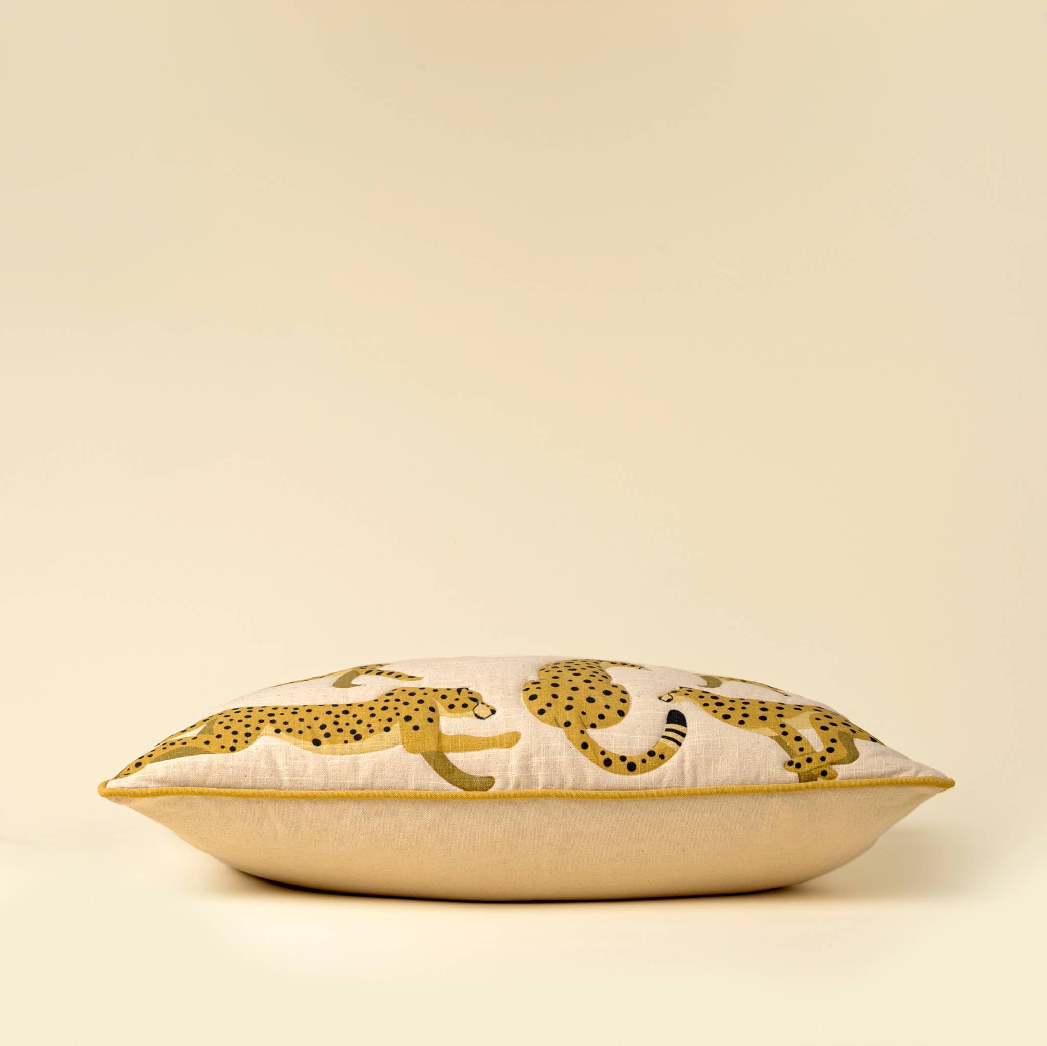 16x24 Cheetah Pillow