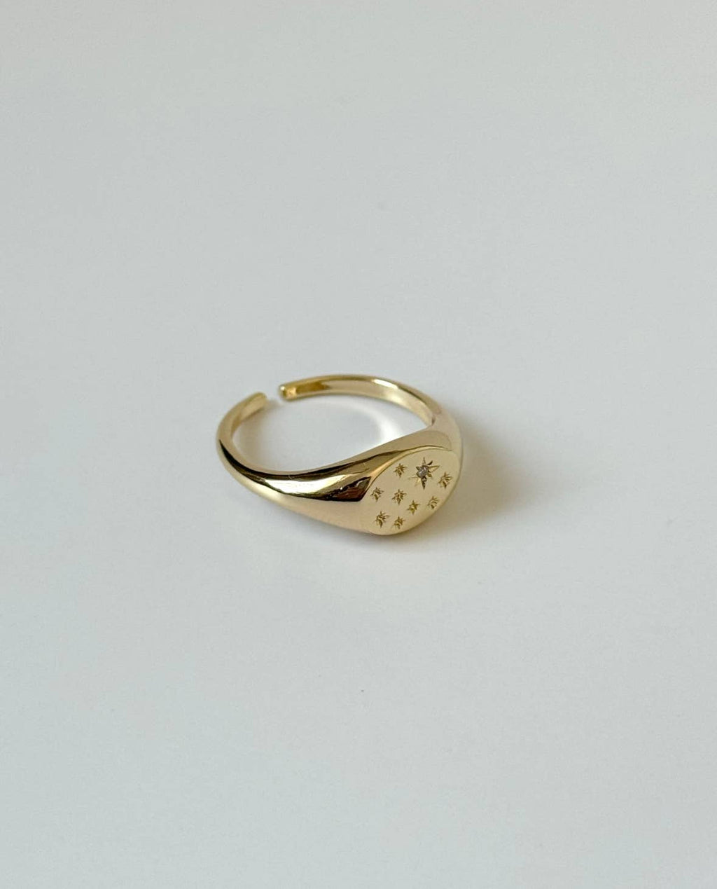 Etoile Signet Ring