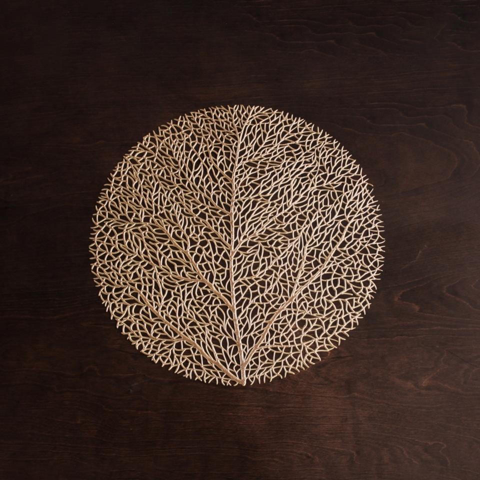 Coral  15" Round Placemats Set of 4 (Gold)