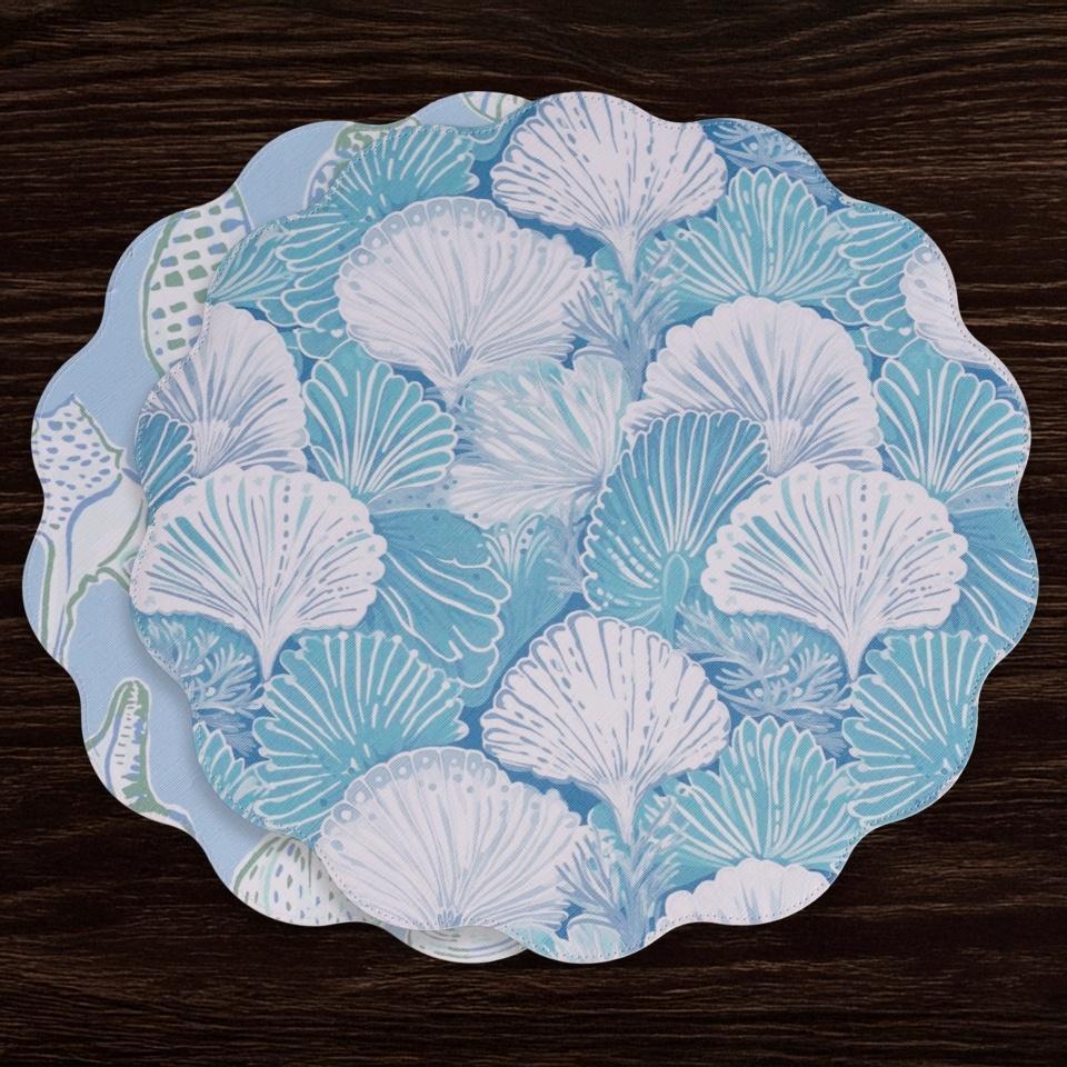 Shells & Scallops Reversible  Round Placemats Set of 4 (Blue & White)