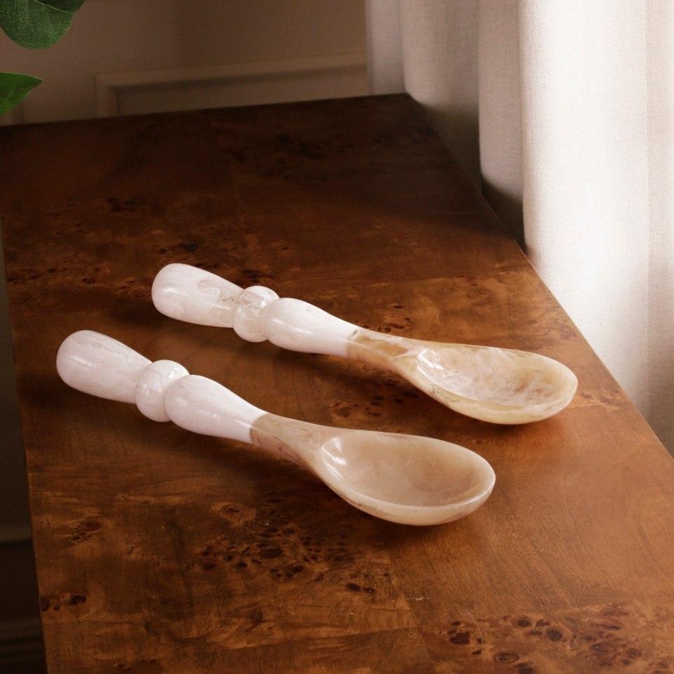 Alabaster Salad Servers White Swirl