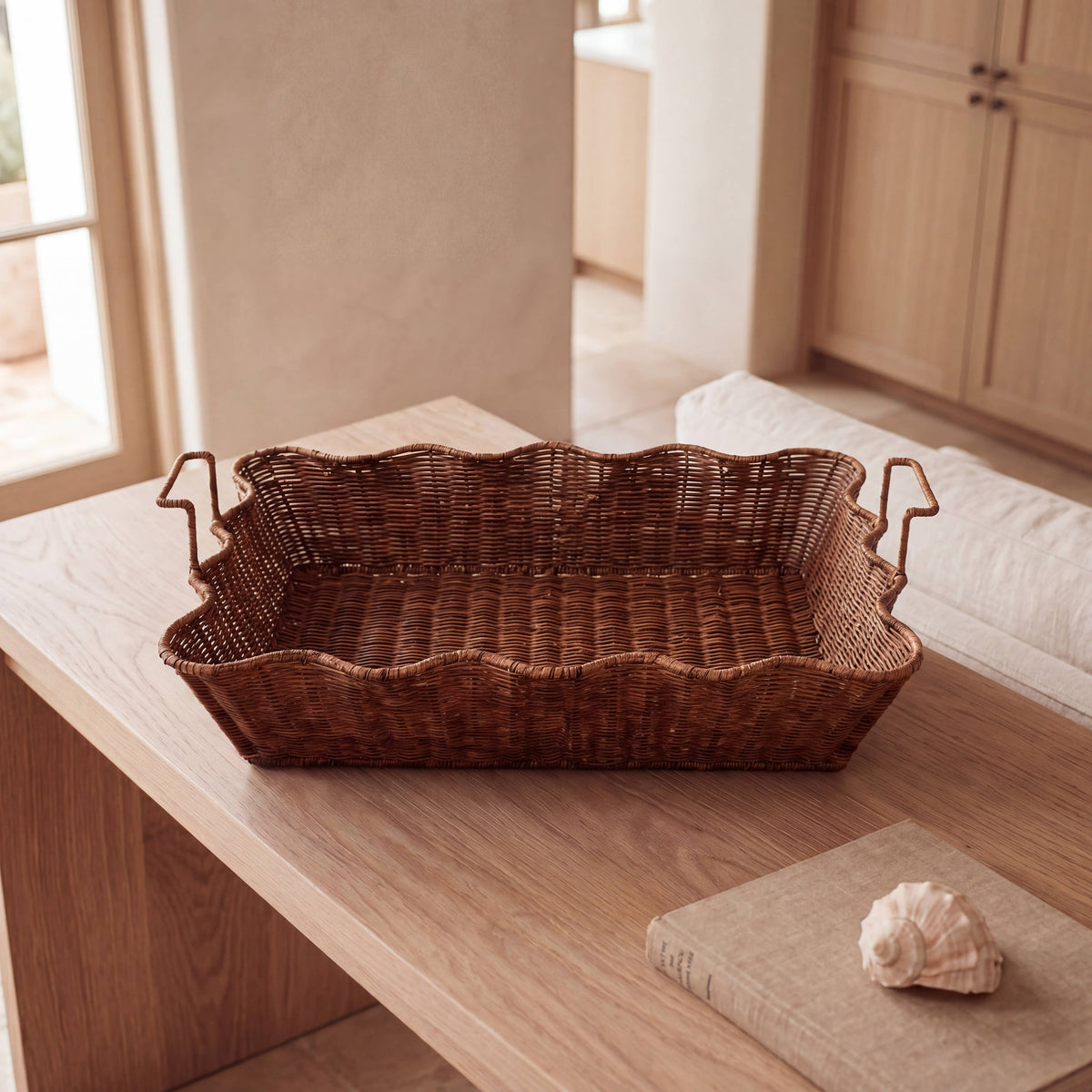 Large Scalloped Tray