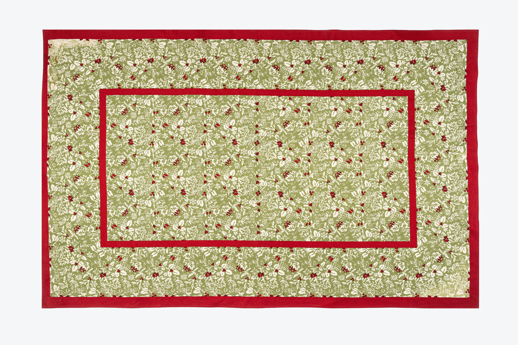 Baies de Houx Red & Green Tablecloth