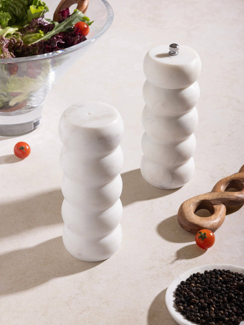 Quinto Sculpted Marble Salt & Pepper Set