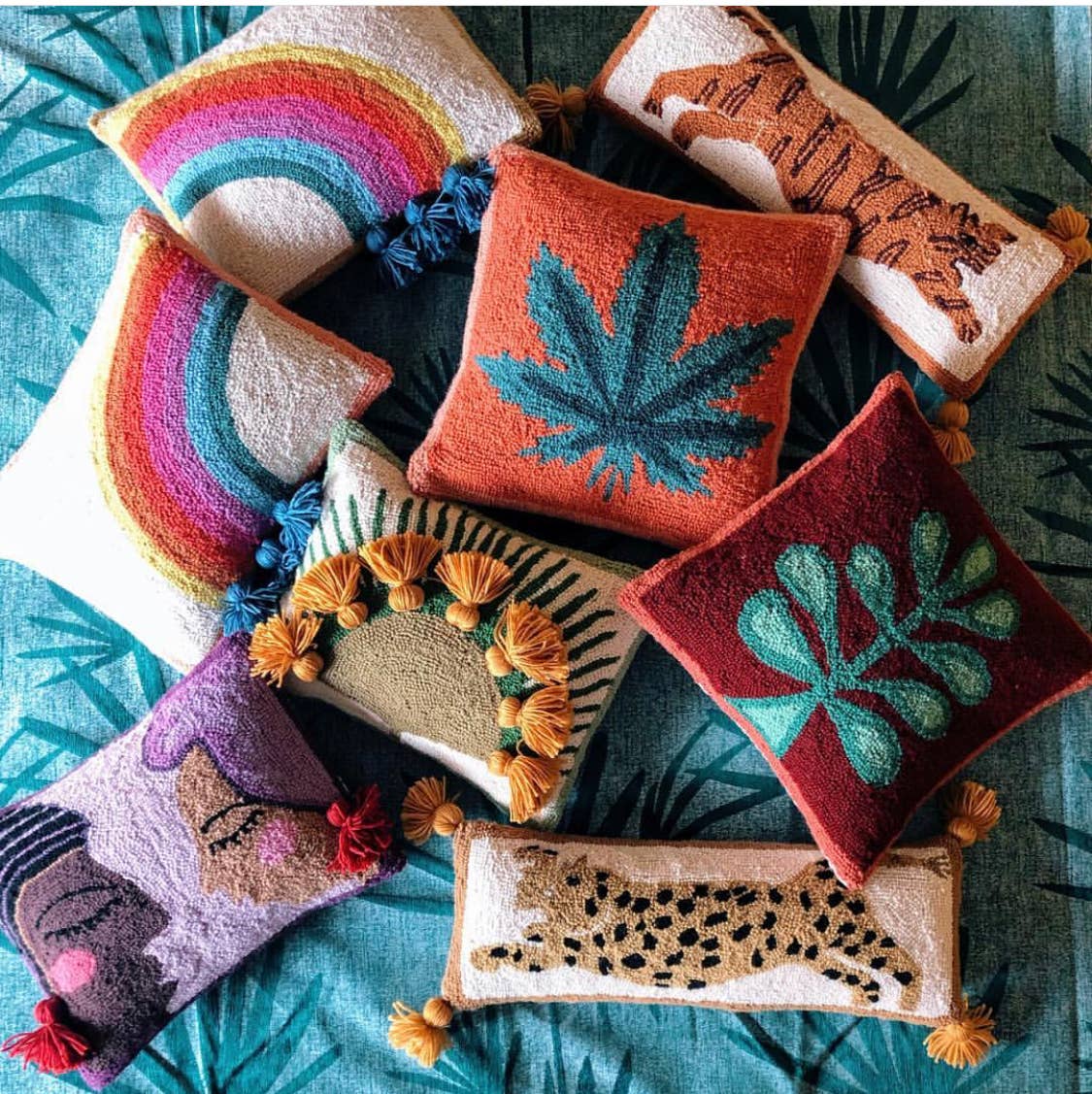 Tiger with Tassels Hook Pillow - Jungalow