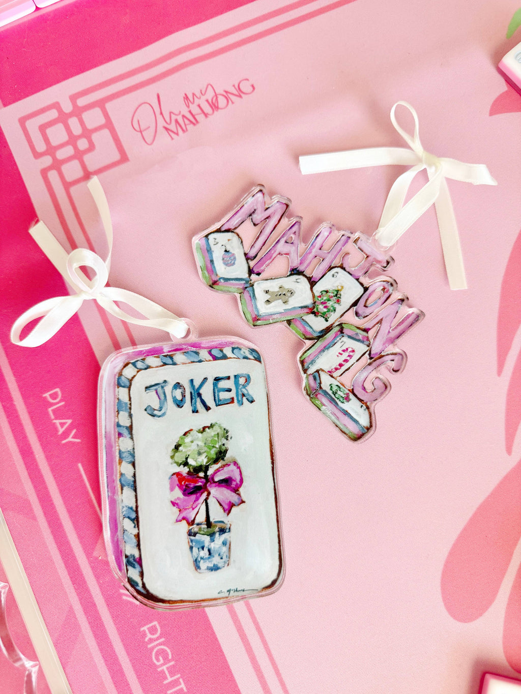 "Mahjong Chic" ornament