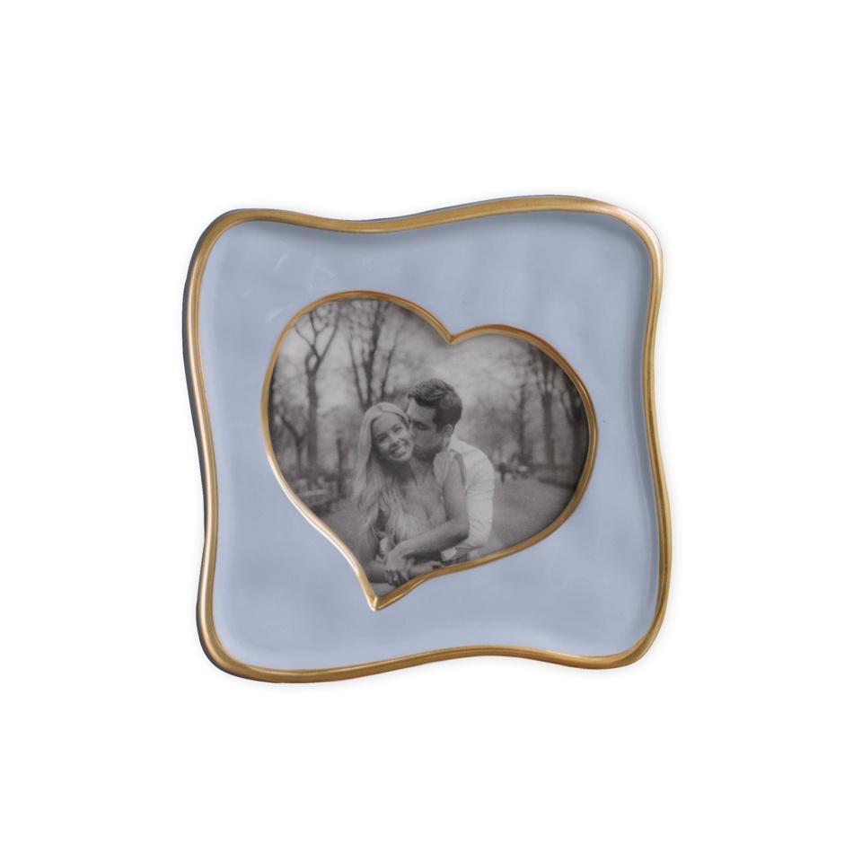 FRAME Encanto Curved Heart 5 x 5 (Periwinkle)