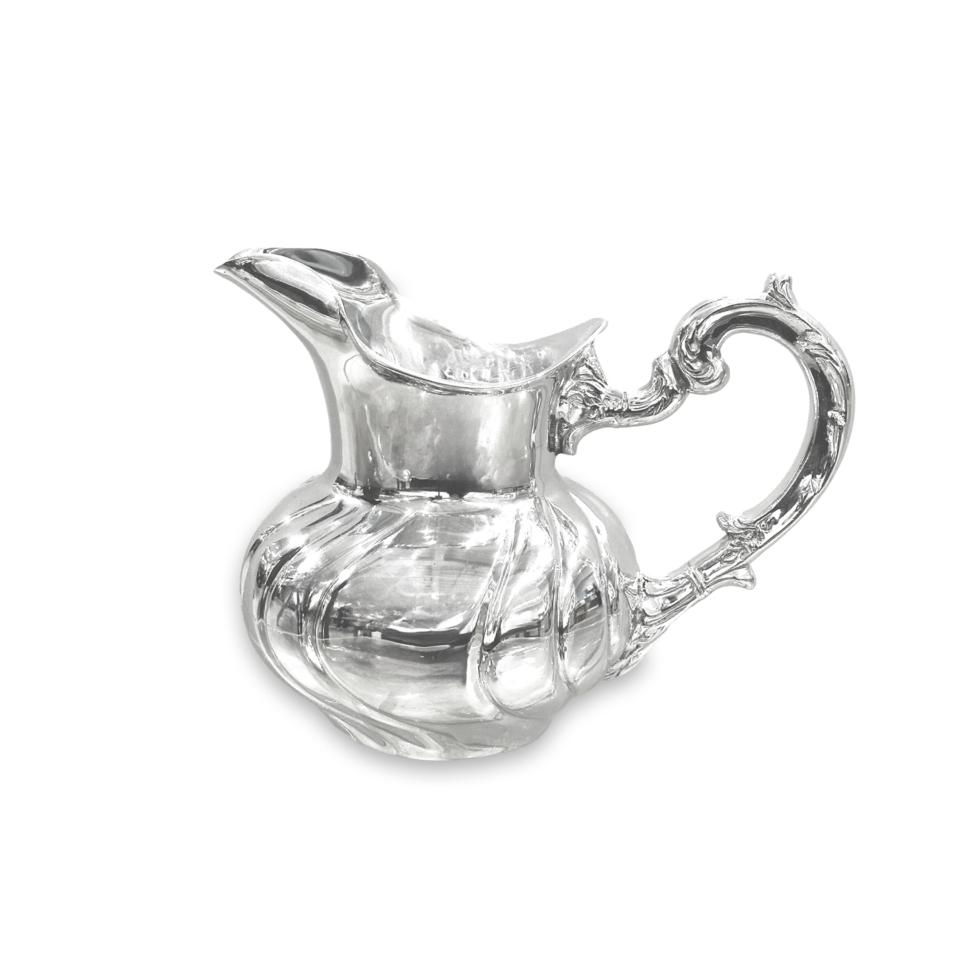 Medium Pitcher