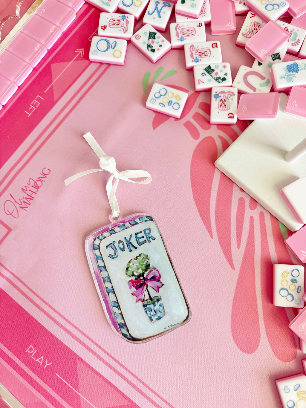 "Mahjong Chic" ornament