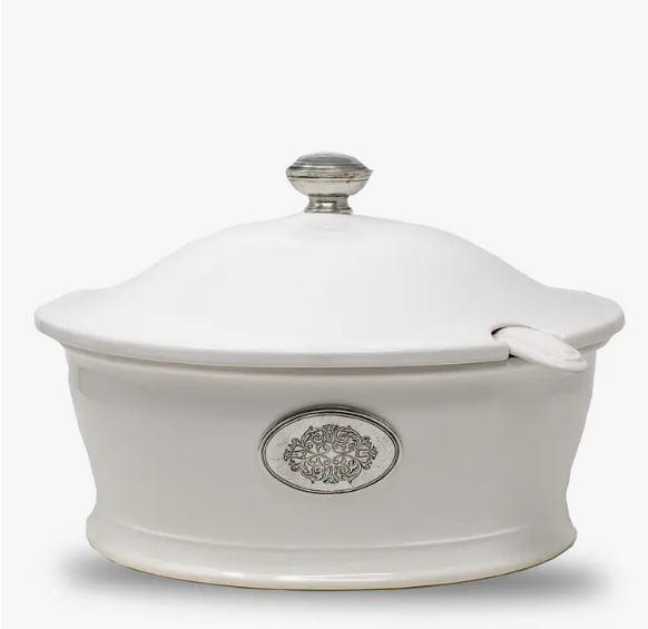 Large Oval Tureen w/ladle