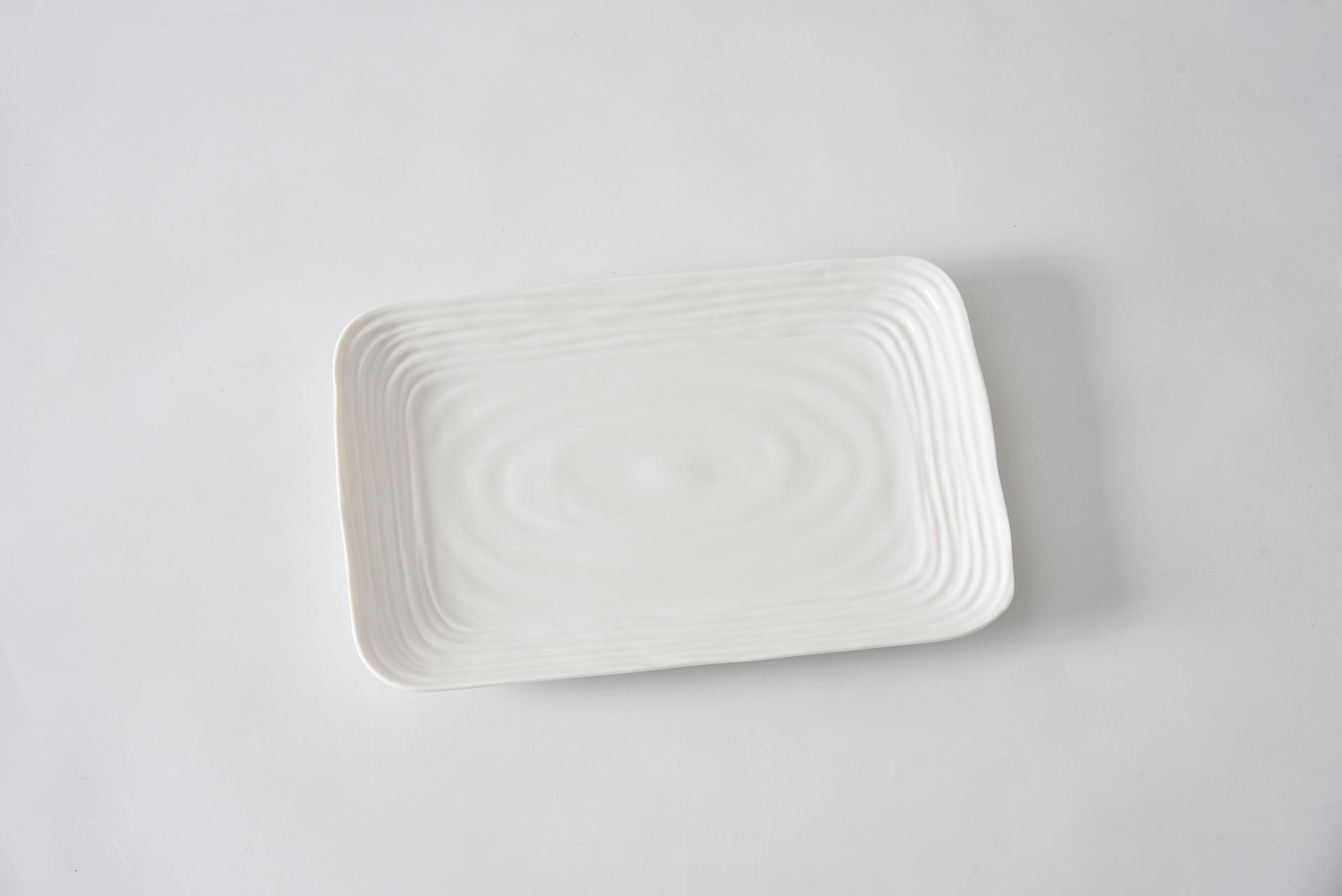 Small Platter white