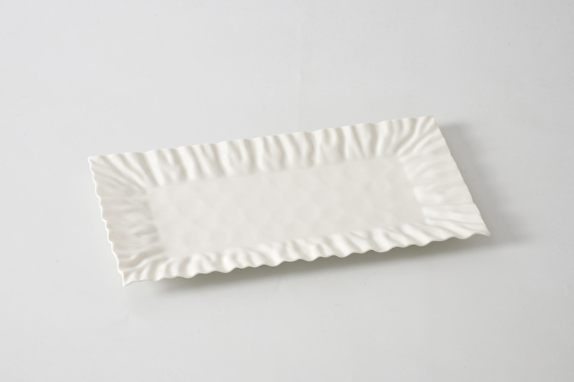 Rectangular Tray White Scallop
