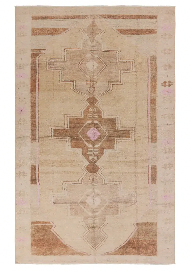 Parian 2'8" x 8' Runner