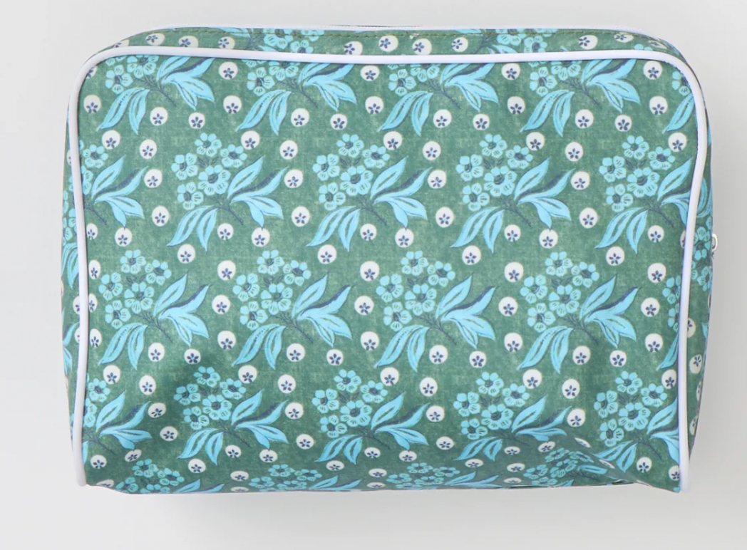 Leah OConnell Large toiletry bag
