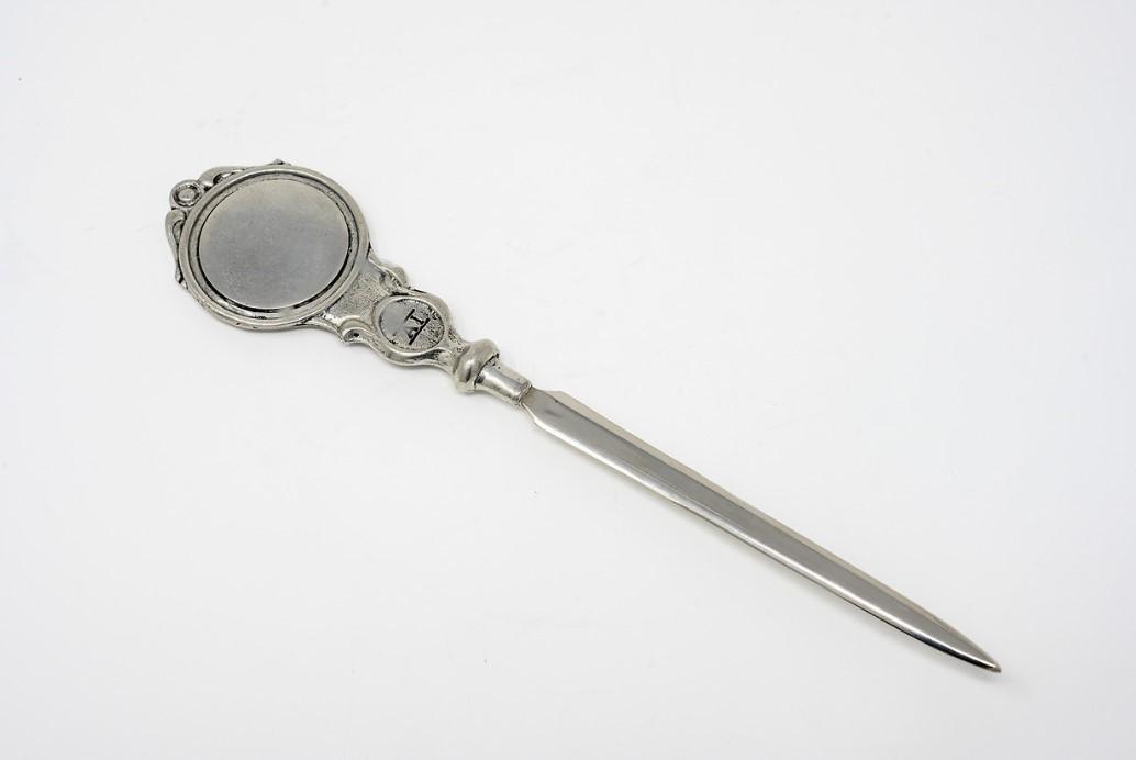 AI Letter Opener