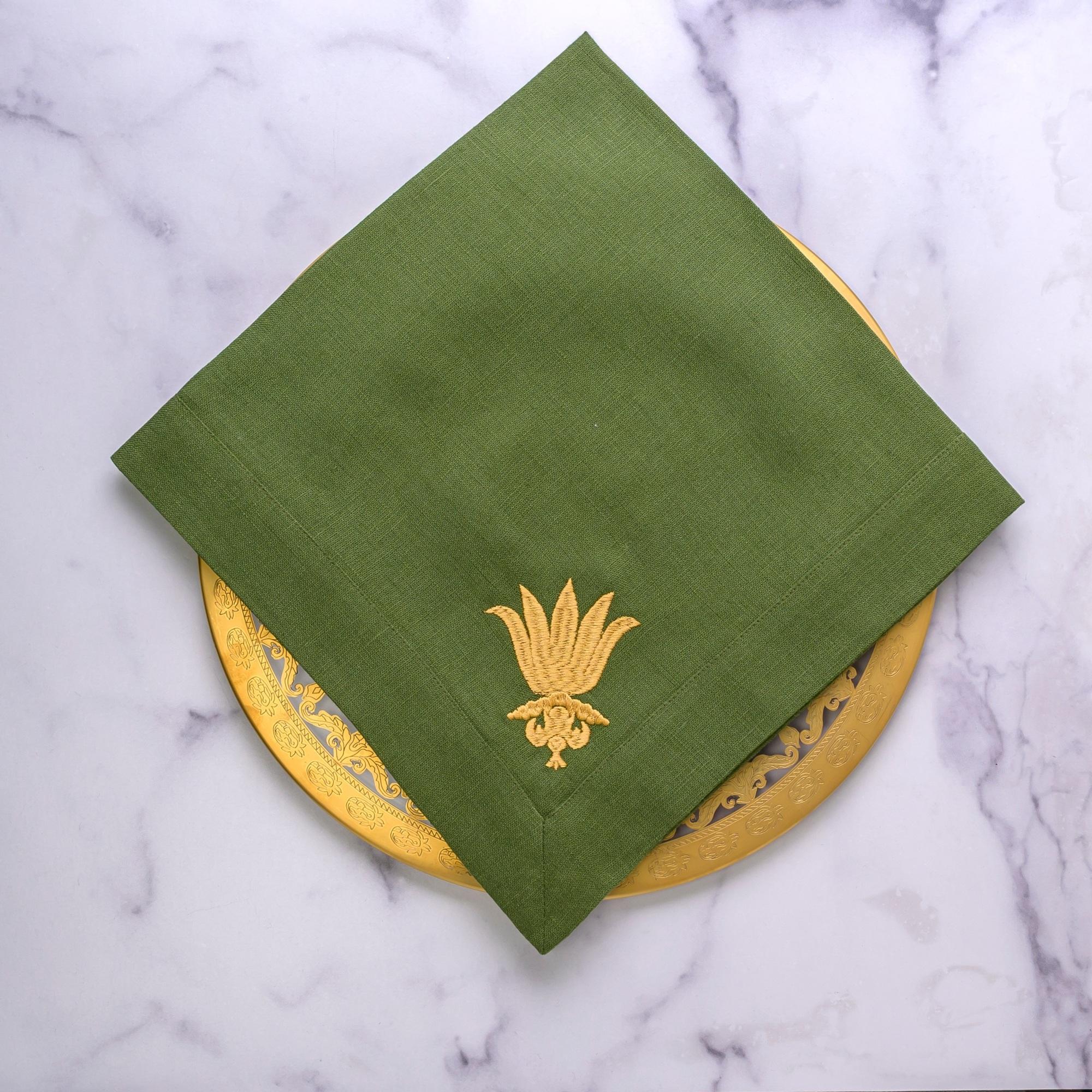 Villa Floret, Evergreen (Gold) Large Napkin