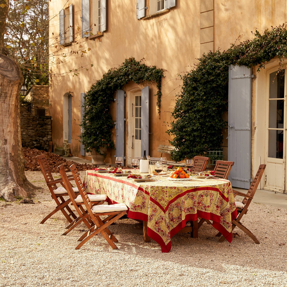 Winter Garden Red & Green | French Tablecloths