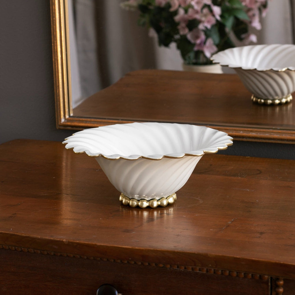 ENCANTO Vienna Small Bowl with Pearl Base (Cream and White)