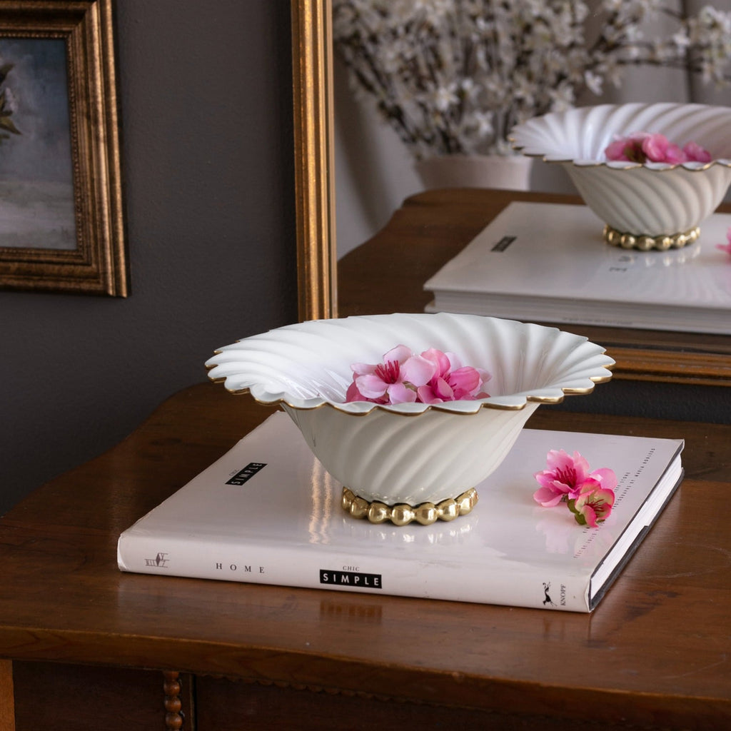 ENCANTO Vienna Small Bowl with Pearl Base (Cream and White)