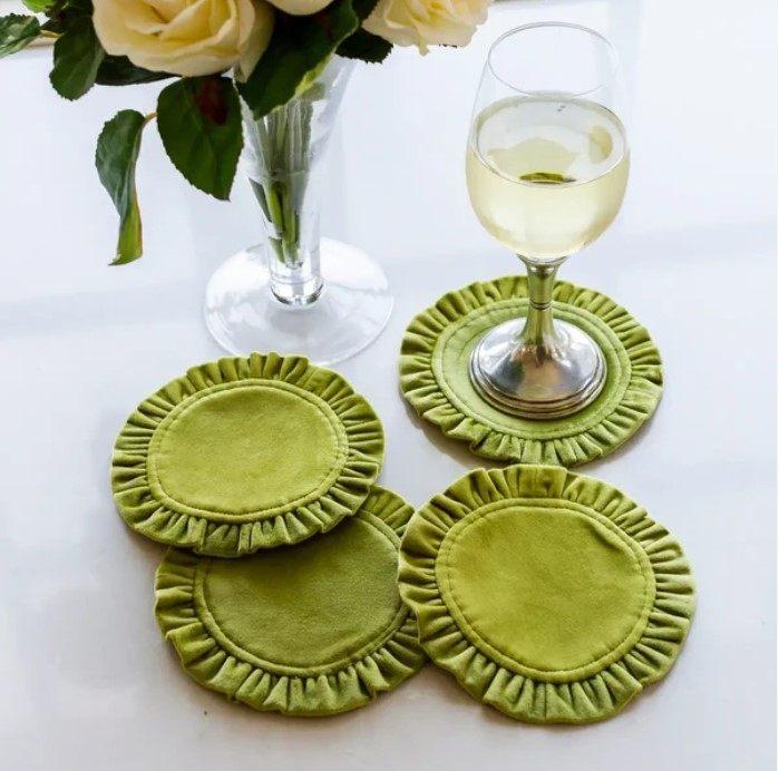 Coaster Set (4), Round Ruffle, Velvet Pear