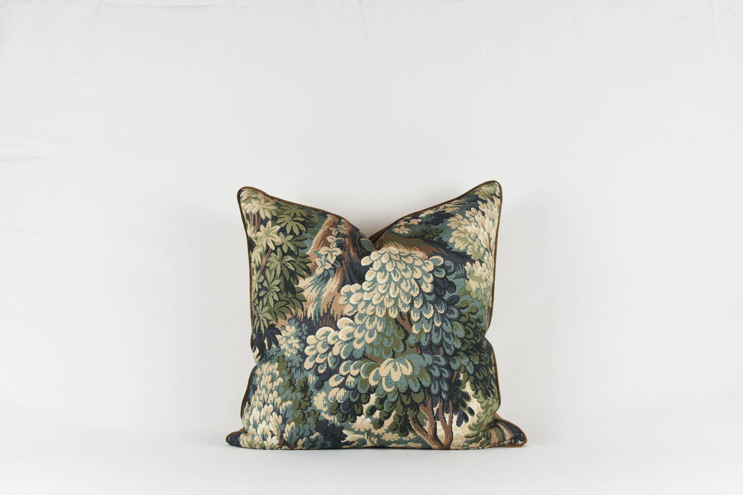 Yudi Pillow - Tapestry Pillow with velvet backing and piping