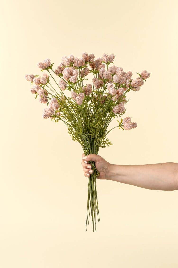 Dandelion Pom Pom Spray, Pink