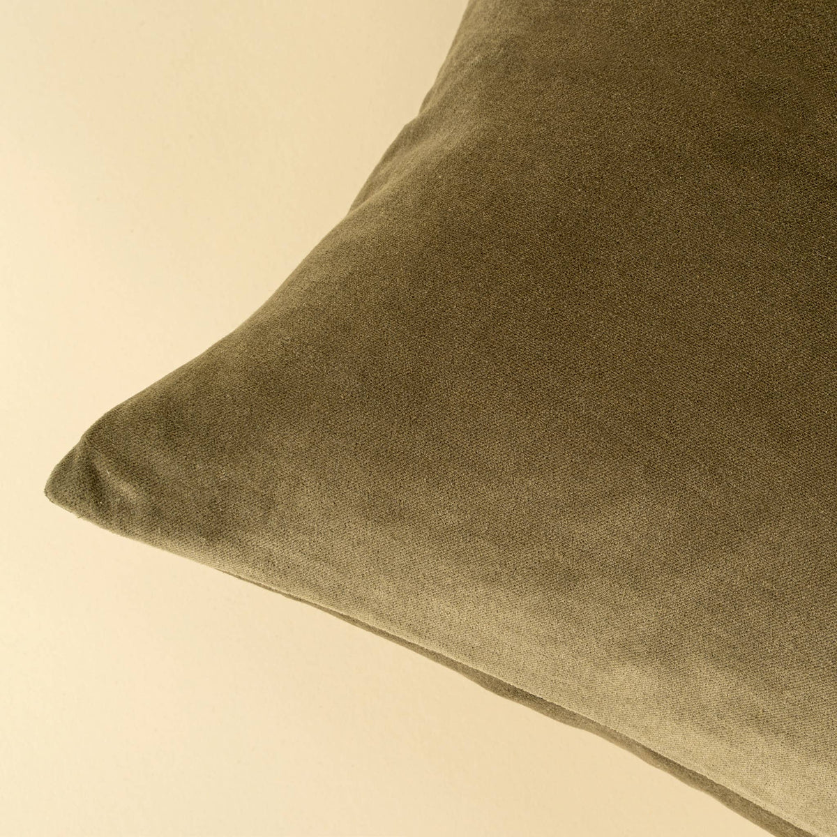 16x24 Vera Luxe Velvet Pillow, Olive