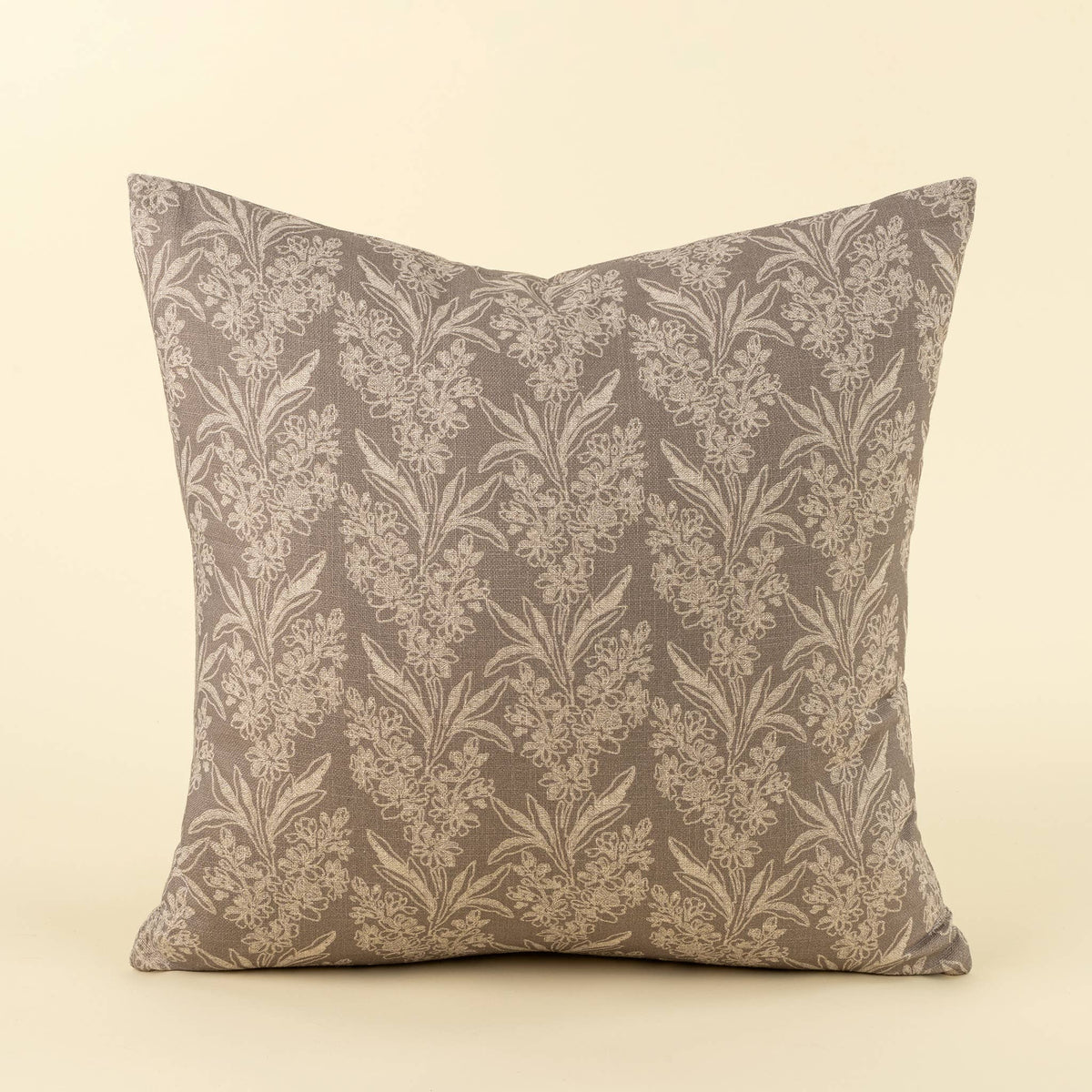 20x20 Clover Pillow