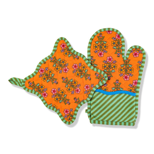 Orange Pot Holder & Oven Mitt